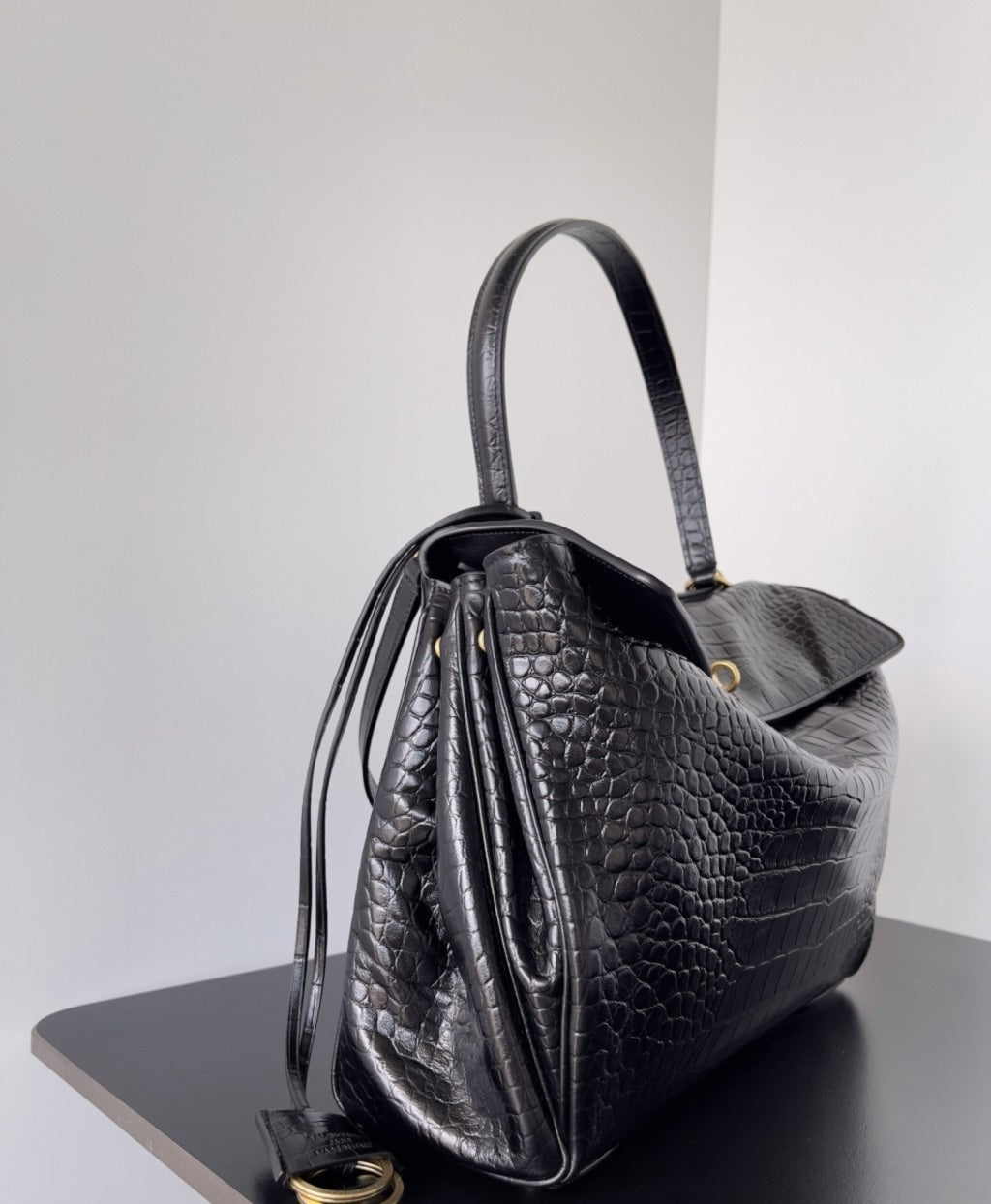 Balenciaga Rode Bag Black Crocodile Leather