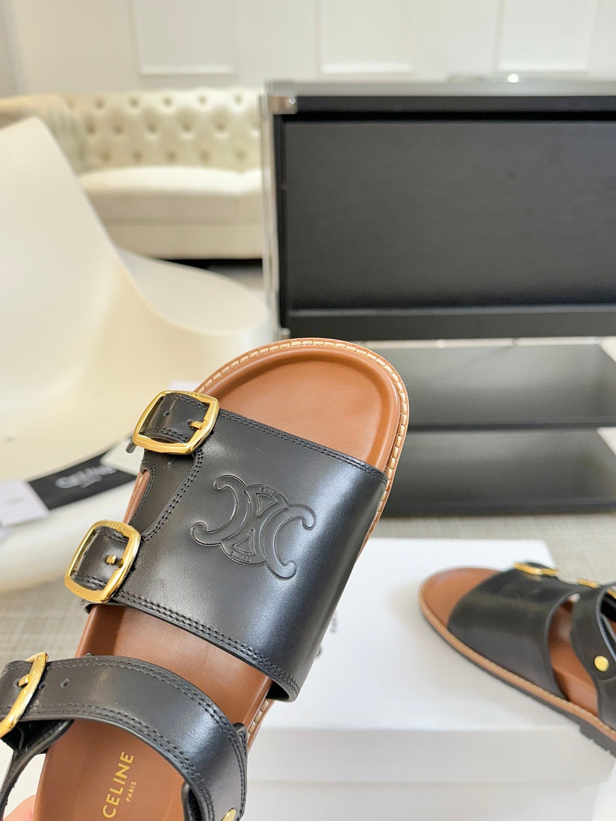 MINO SANDAL IN BLACK CALFSKIN