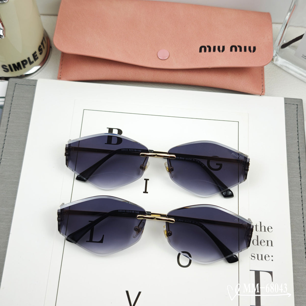 LOGO SUNGLASSES 68043 IN GOLD METAL GREY LENS