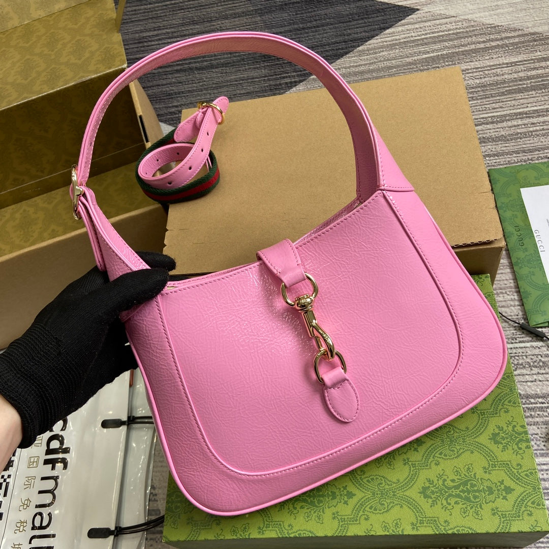 JACKIE SMALL SHOULDER BAG 27 IN PINK CRACKED LACQUER GOLD HARDWARE