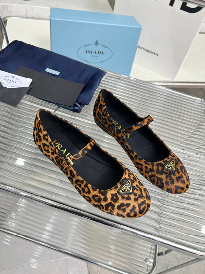 BALLET FLAT IN HONEY HORSEHAIR