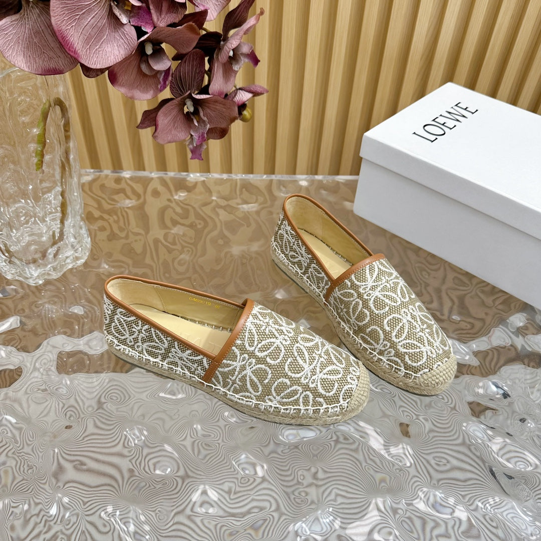 LW WHITE ANAGRAM ESPADRILLE LOAFER KHAKI LINEN