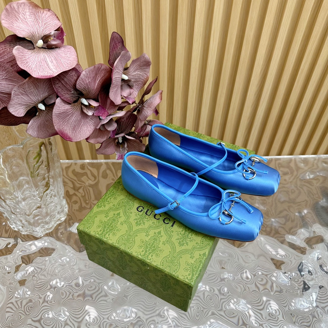 BALLET FLAT IN COBALT BLUE SILK WITH SILVER HARDWARE