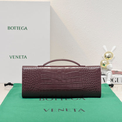 BV Long Clutch Andiamo 31 Burgundy Crocodile Calfskin Ghw