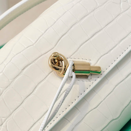 BV Long Clutch Andiamo 31 White Crocodile Calfskin Ghw