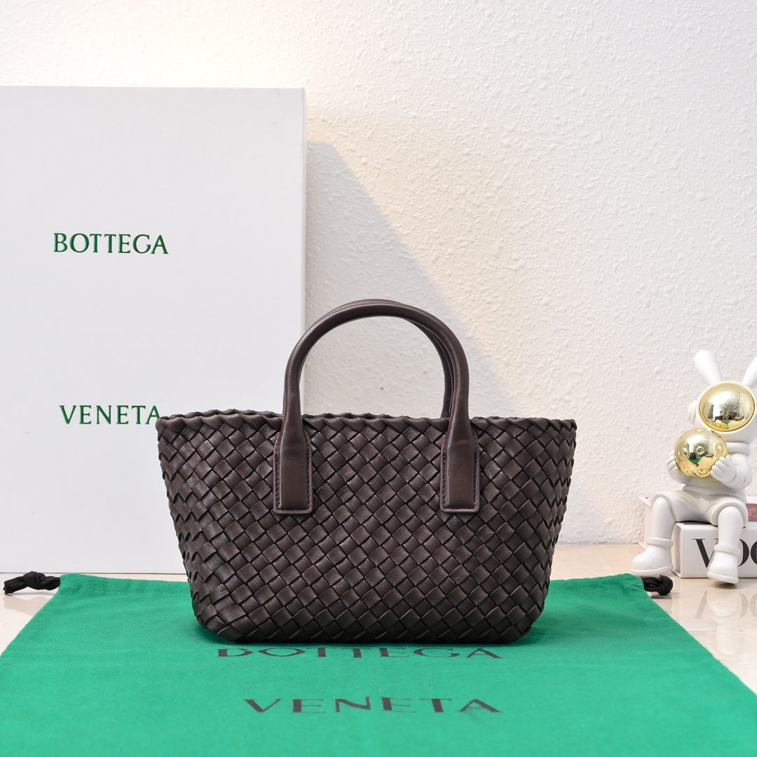 Mini Cabat 20cm Chocolate Lambskin Ghw
