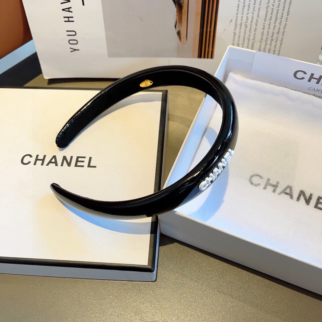 BLACK RESIN HAIRBAND 358245