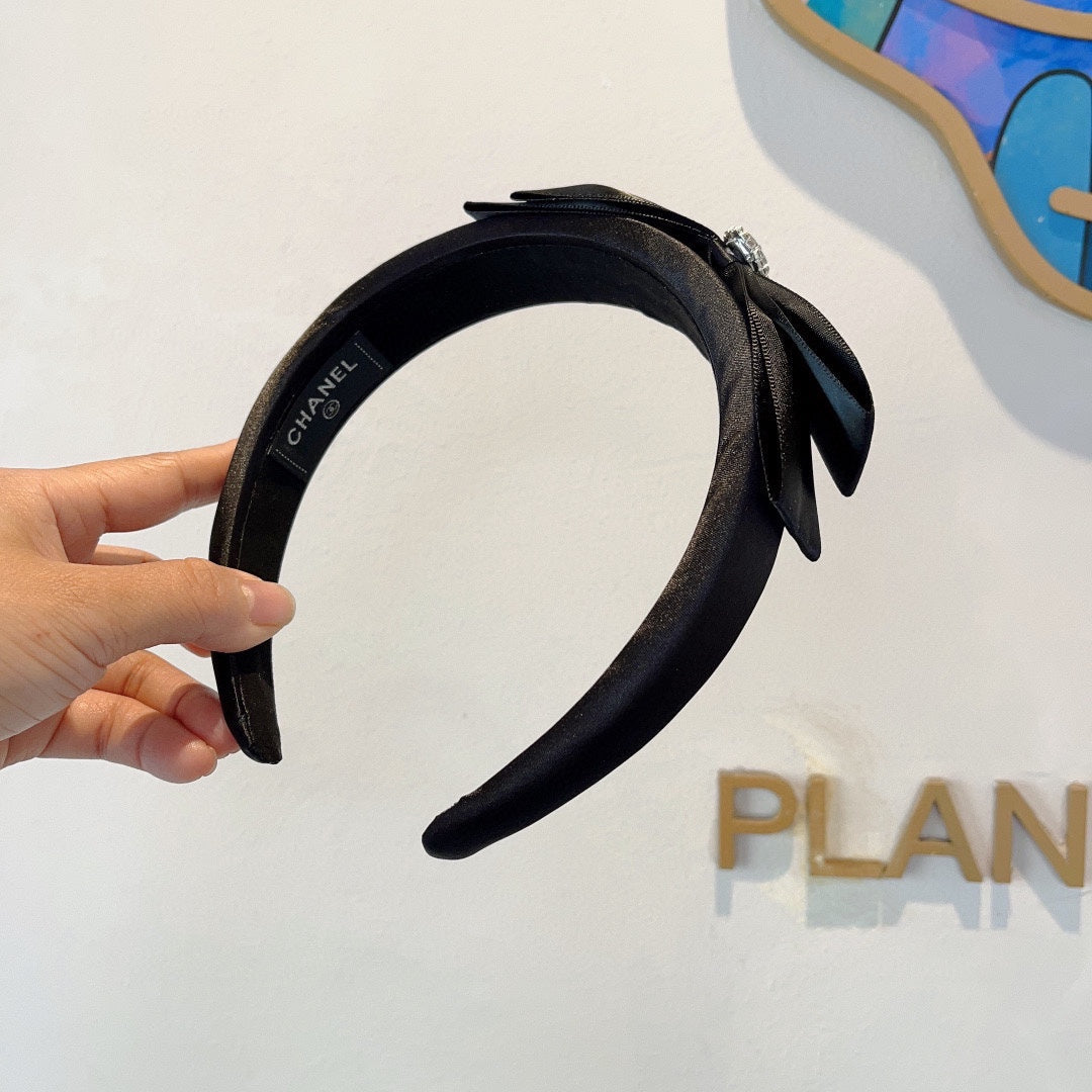 BLACK SILK AND FABRIC HAIRBAND 414429