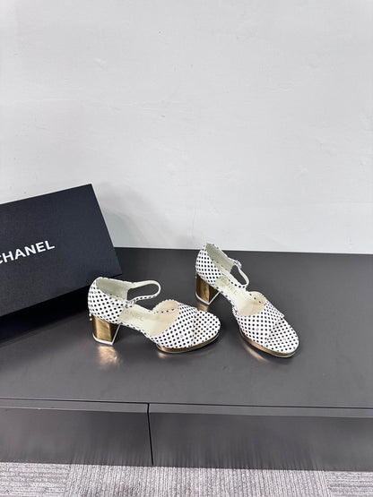 BLOCK HEEL SANDALS WHITE POLKA DOT SHEEPSKIN