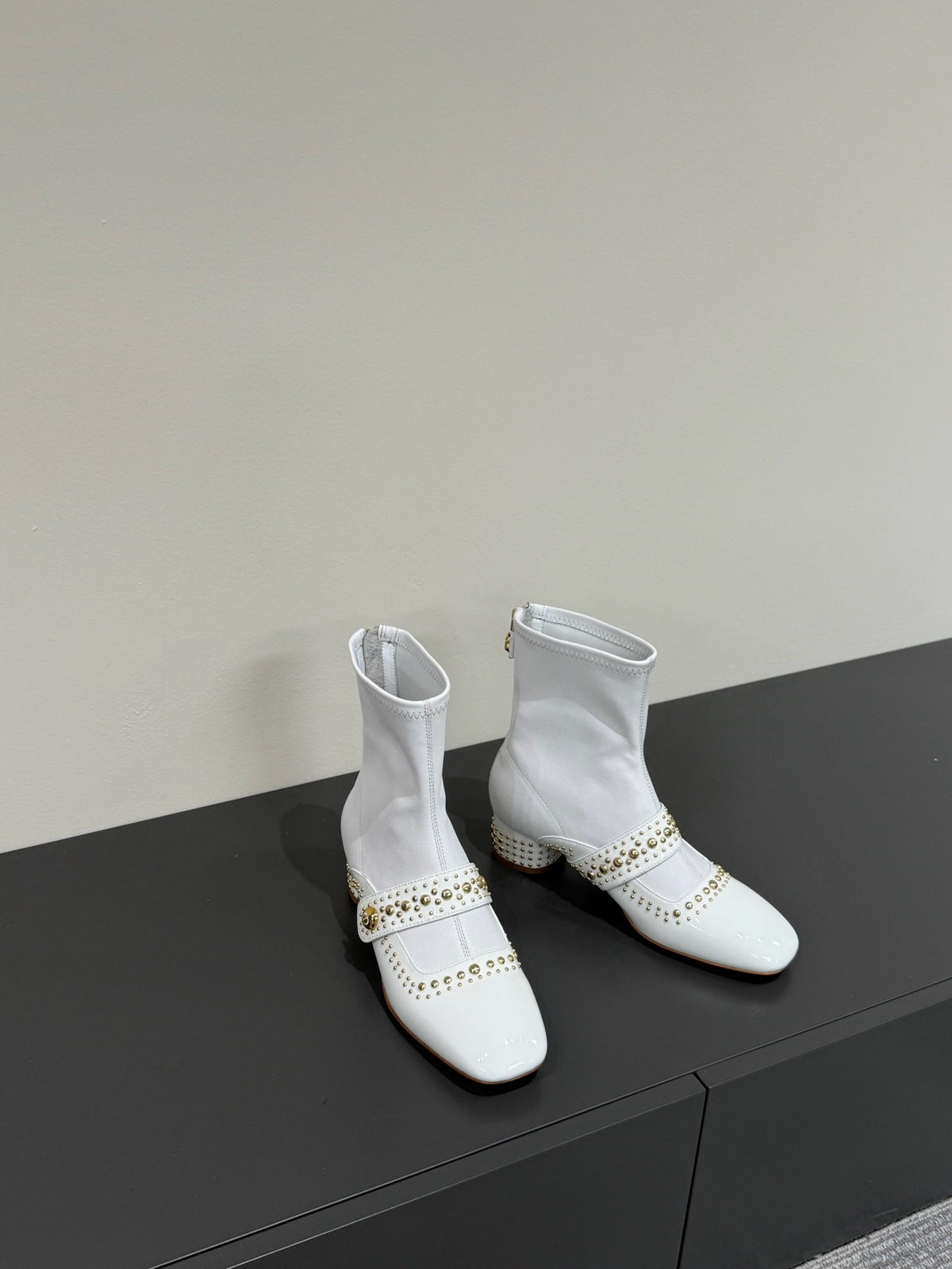 BELLE-D HEELED ANKLE BOOT WHITE PATENT CALFSKIN