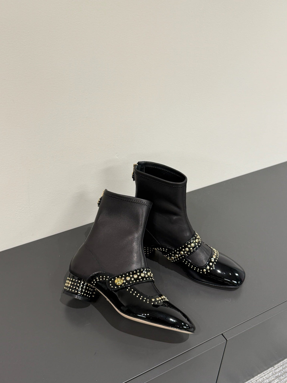 BELLE-D HEELED ANKLE BOOT BLACK PATENT CALFSKIN