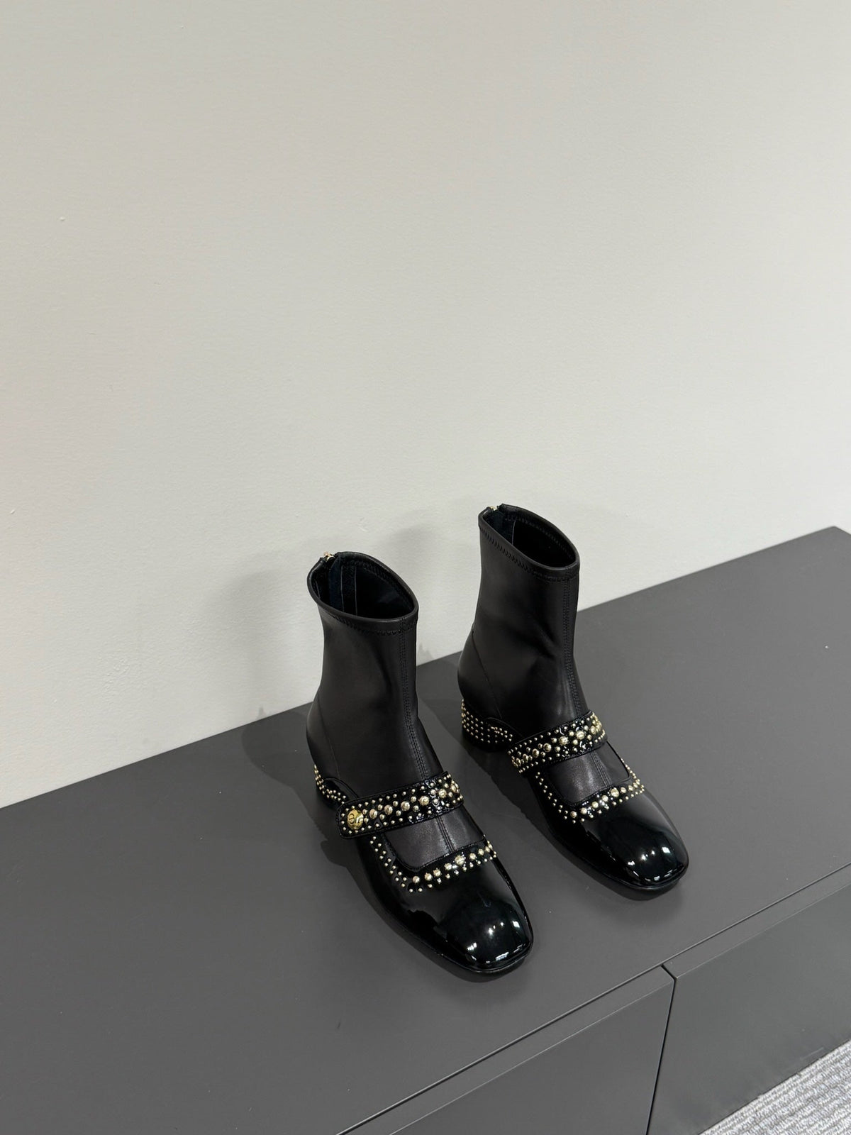 BELLE-D HEELED ANKLE BOOT BLACK PATENT CALFSKIN