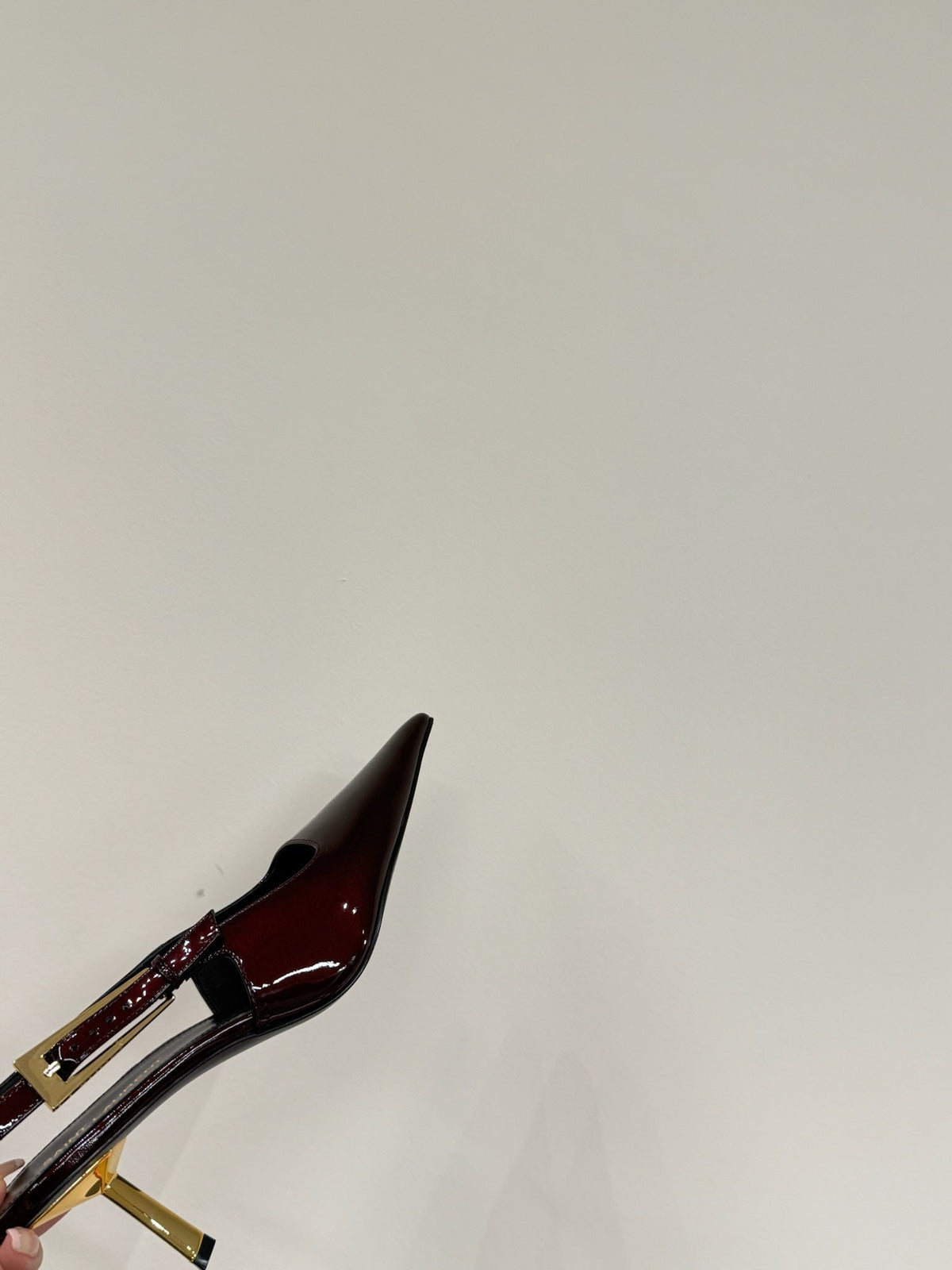 LEE SLINGBACK MID PUMPS IN WINE RED SHINY CALFSKIN