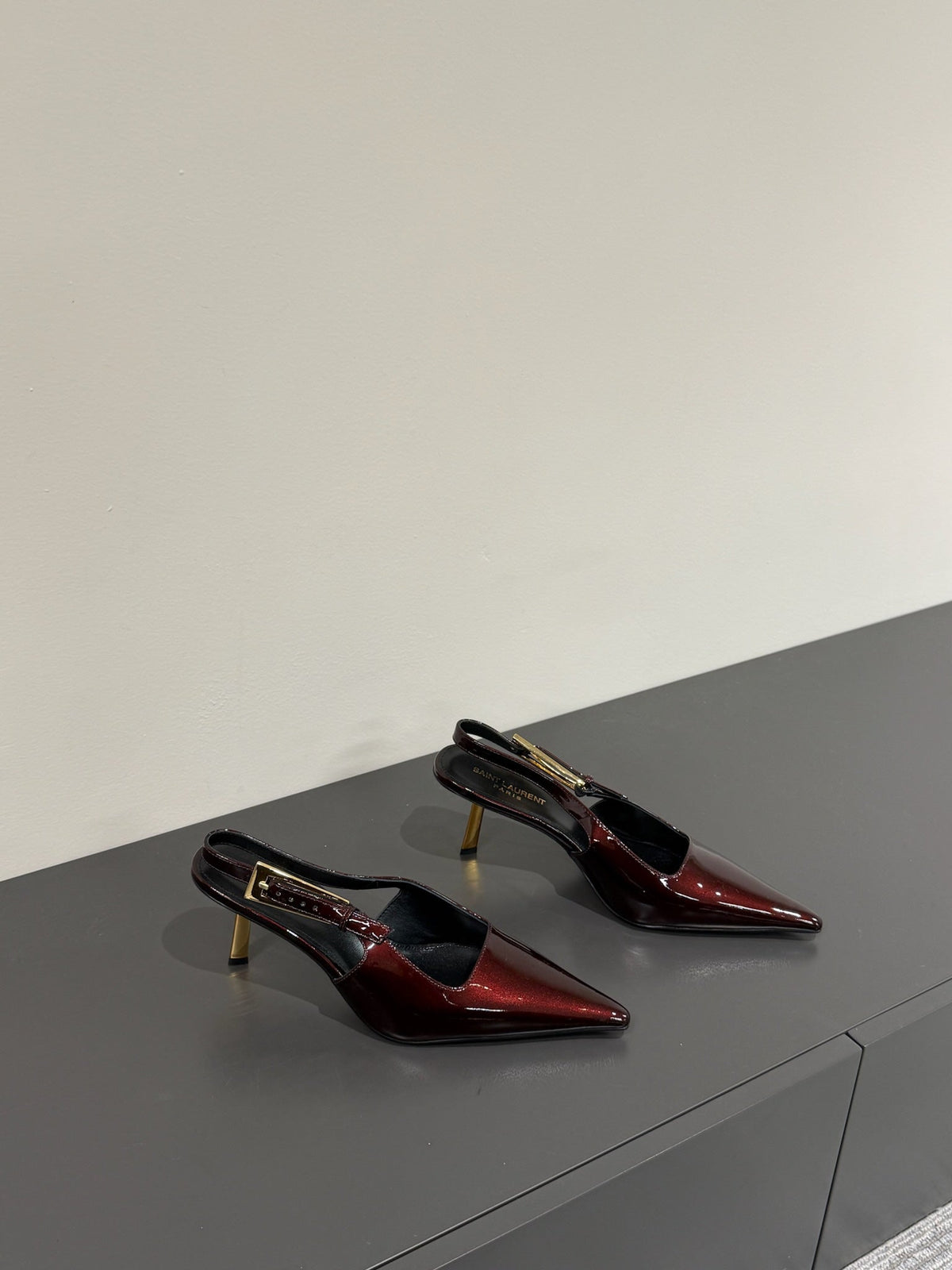 LEE SLINGBACK MID PUMPS IN WINE RED SHINY CALFSKIN