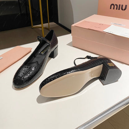 MARY JANE SHOES CLASSIC AND UNIQUE BLACK SHEEPSKIN