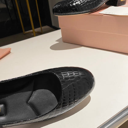 MARY JANE SHOES CLASSIC AND UNIQUE BLACK SHEEPSKIN