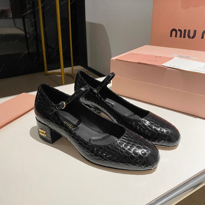 MARY JANE SHOES CLASSIC AND UNIQUE BLACK SHEEPSKIN