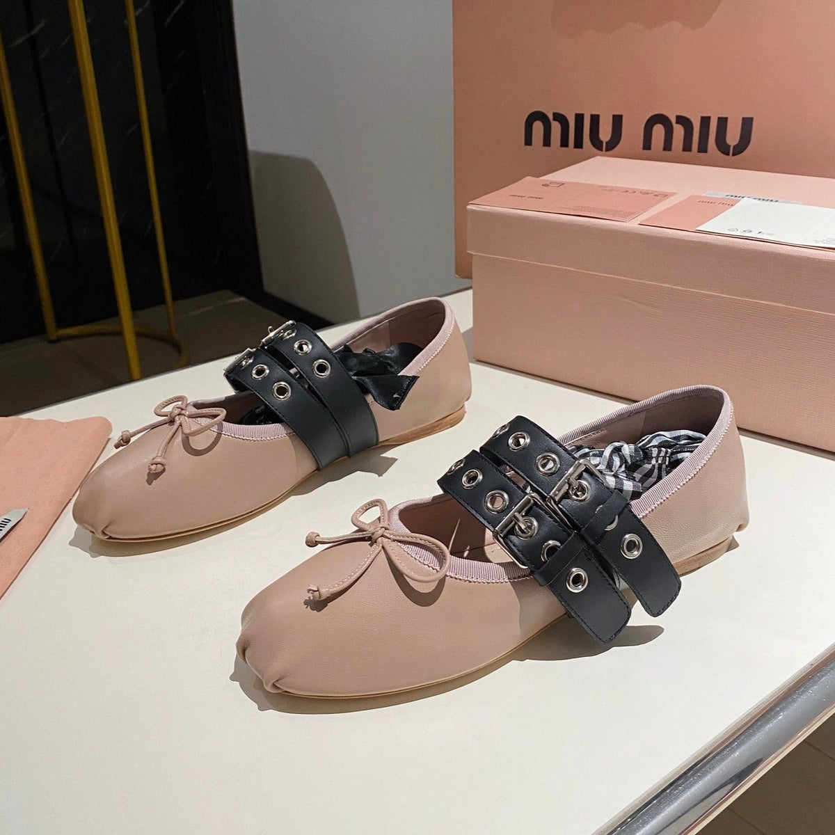 BALLET FLAT SHOES PINK NUDE LAMBSKIN WITH UNIQUE BLACK STRAPS