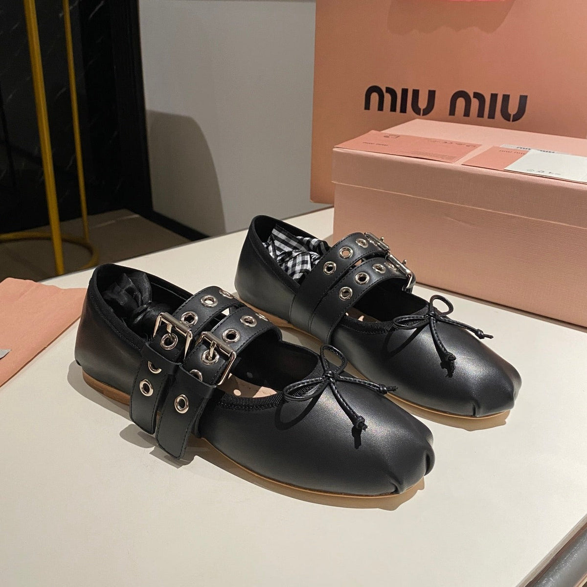 BALLET FLAT SHOES BLACK LAMBSKIN WITH UNIQUE BLACK STRAPS