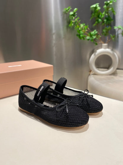 MARY JANE FLAT IN BLACK MESH