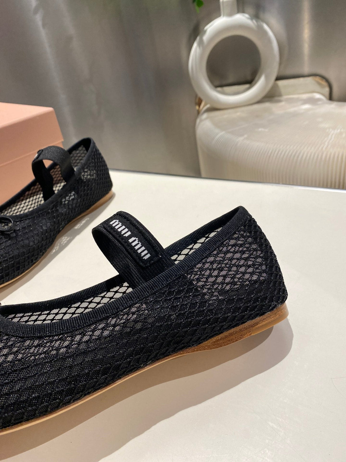 MARY JANE FLAT IN BLACK MESH
