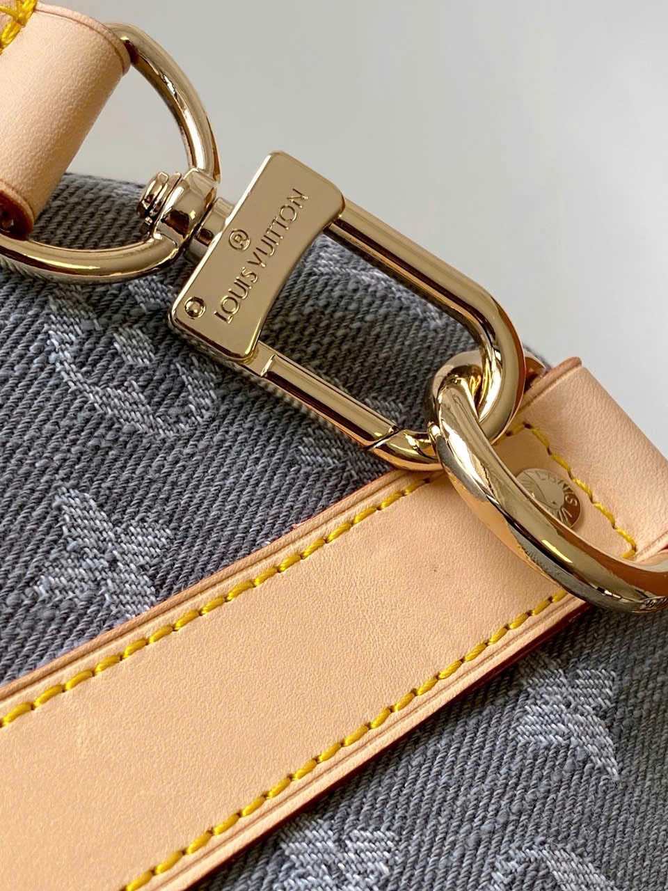 Louis Vuitton LV Keepall Denim bandouliere 55 Grey