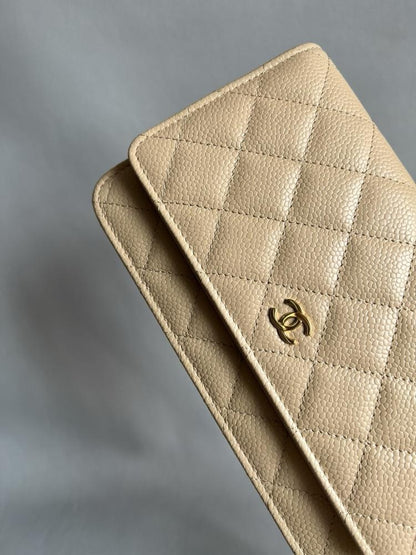 Chanel WOC