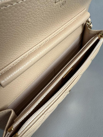 Chanel WOC