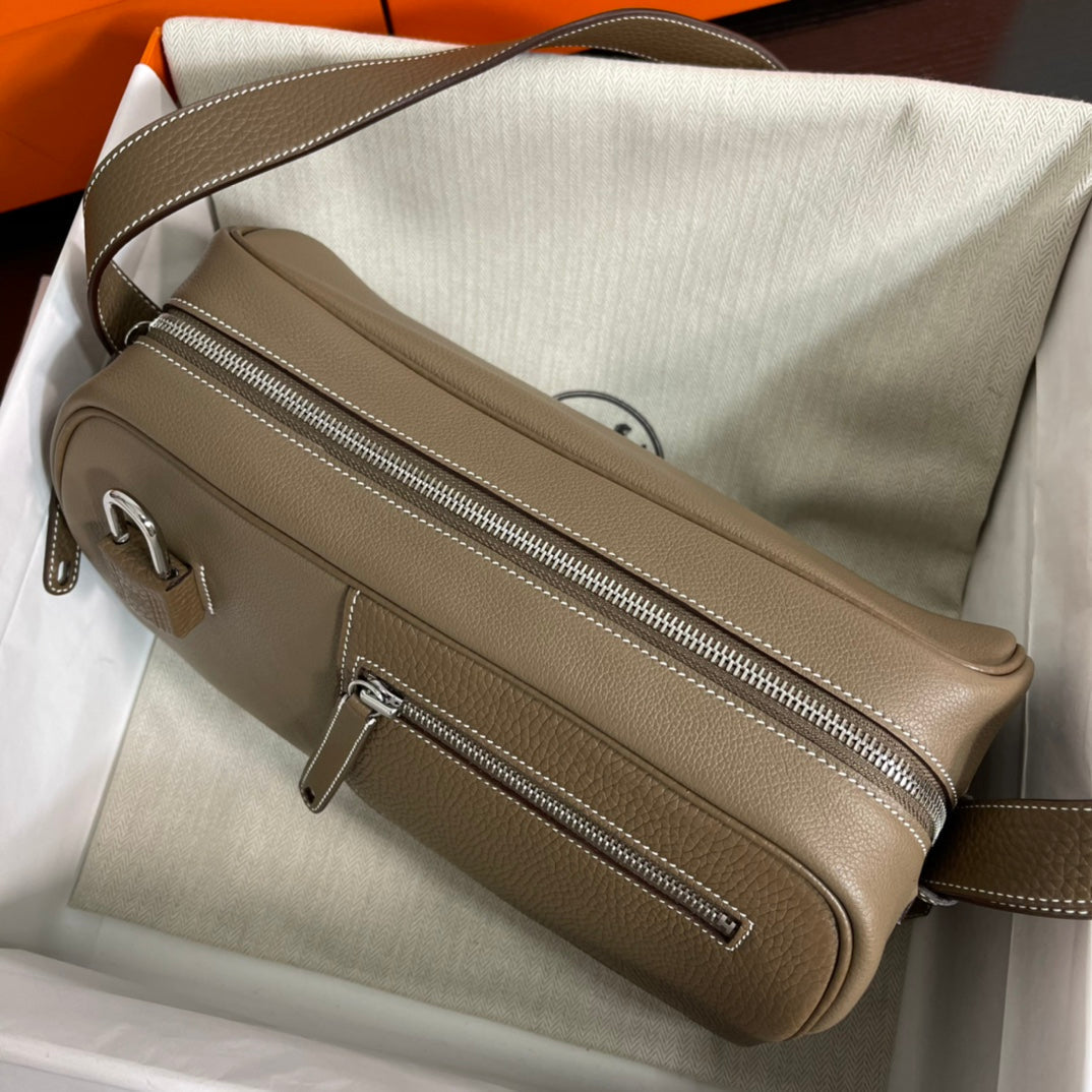 BOSTON NOUVEAU ON BOBY 29 SHOULDER BAG IN COFFEE BROWN CALFSKIN