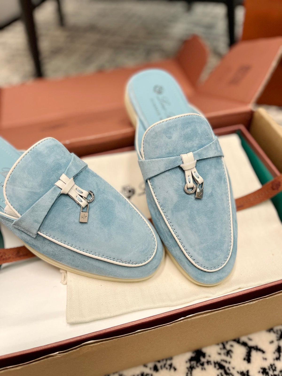 Loro Piana Blue Sky White Suede Charms Walk Flat Mules