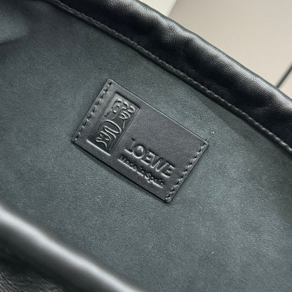 LOE 27 HAMMOCK COMPACT BAG IN BLACK CALFSKIN