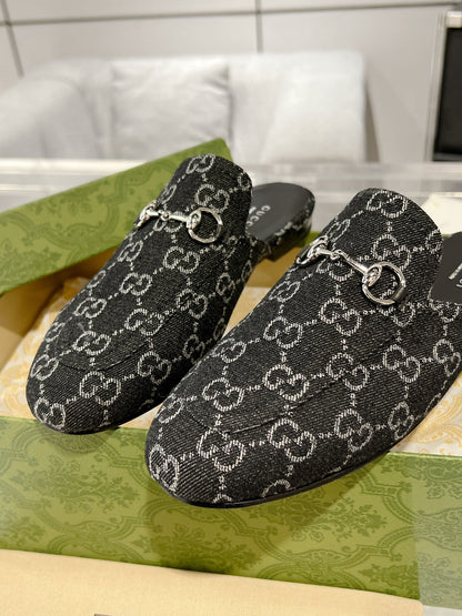 MEN'S MULE WITH HORSEBIT IN BLACK MONOGRAM JACQUARD FABRIC