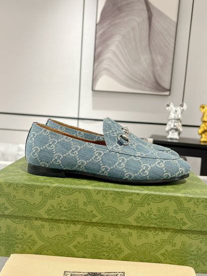 MEN'S LOAFER WITH HORSEBIT IN SAPHIRE BLUE MONOGRAM JACQUARD FABRIC
