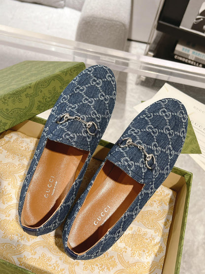MEN'S LOAFER WITH HORSEBIT IN DENIM BLUE MONOGRAM JACQUARD FABRIC