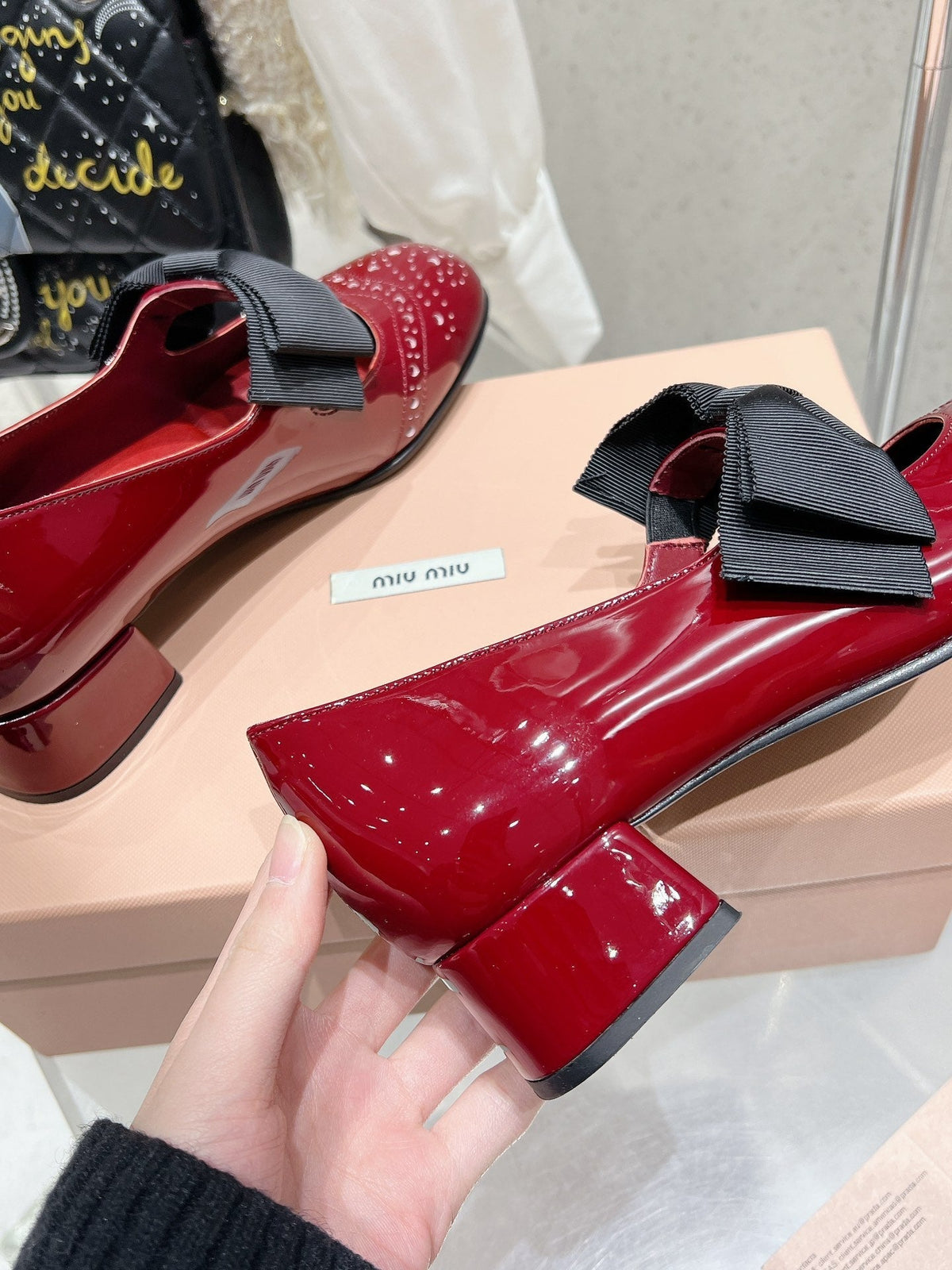 MARY JANE MID HEEL PUMPS IN RUBY RED PATENT LAMBSKIN WITH BOW