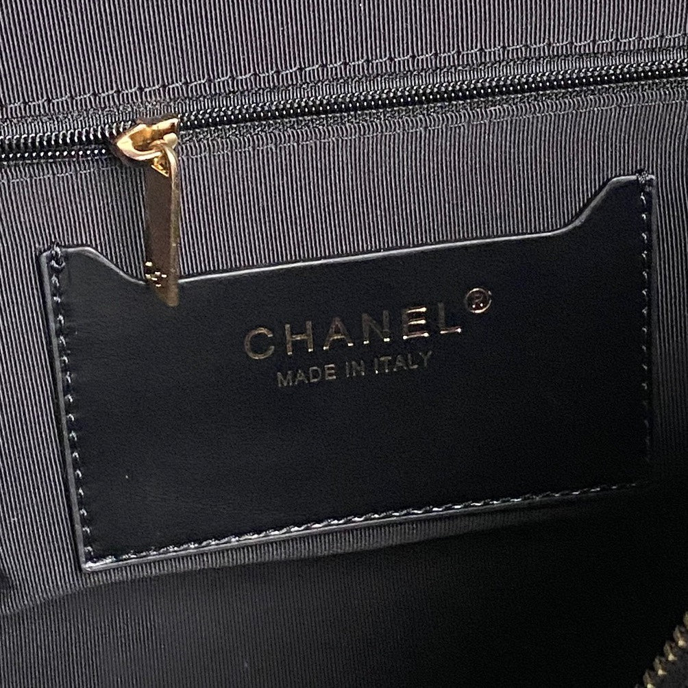 BOWLING BAG 29 IN BLACK SHINY CALFSKIN GOLD HARDWARE