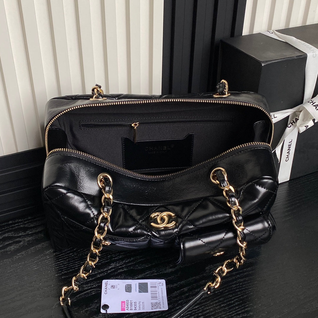 BOWLING BAG 29 IN BLACK SHINY CALFSKIN GOLD HARDWARE