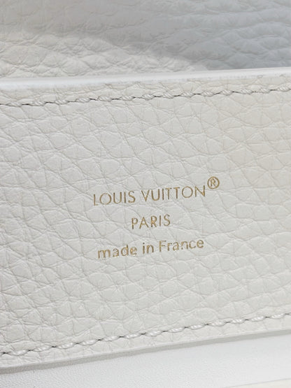 Louis Vuitton Capucines BB handbag in white Taurillon leather