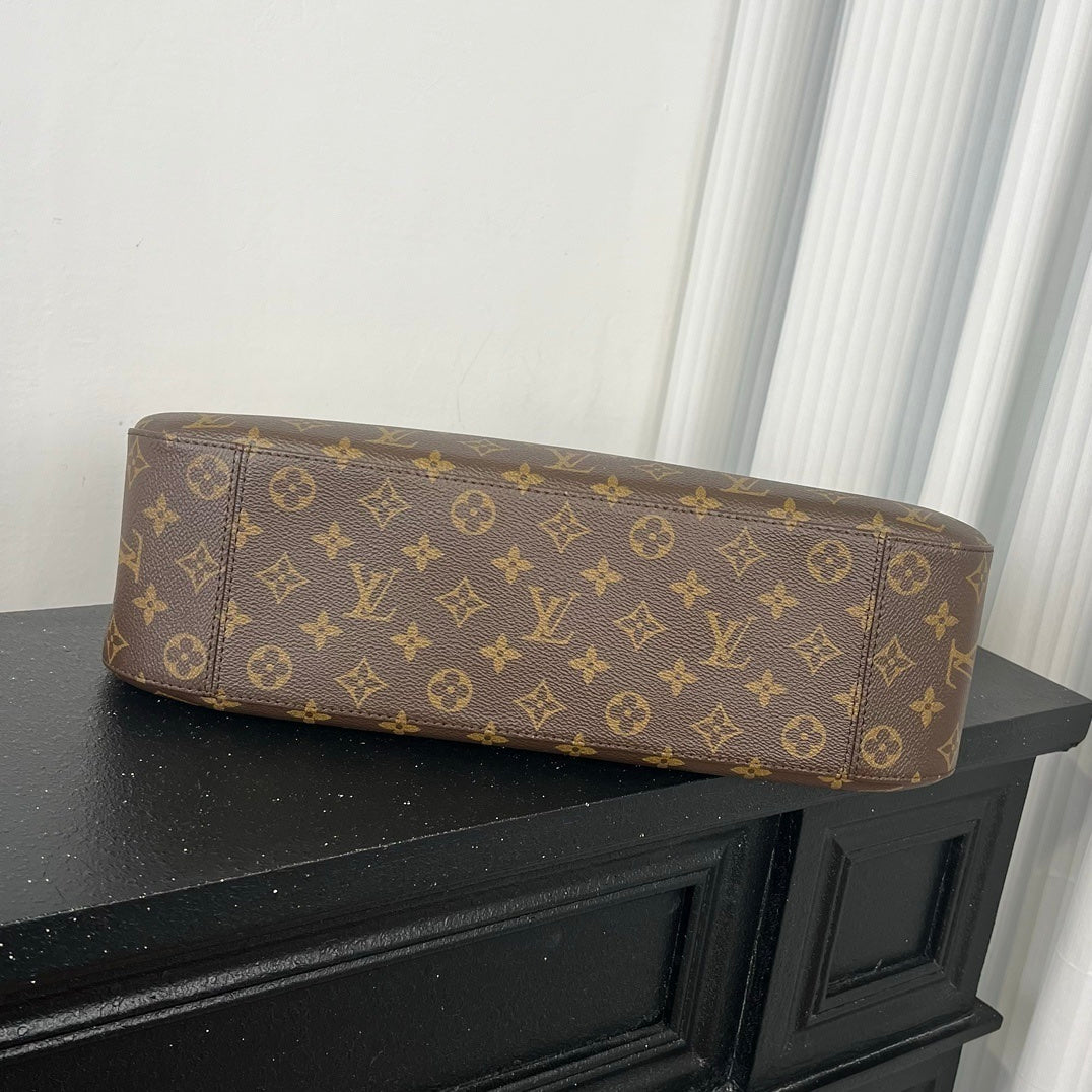 Louis Vuitton Slouchy MM bag in Monogram canvas