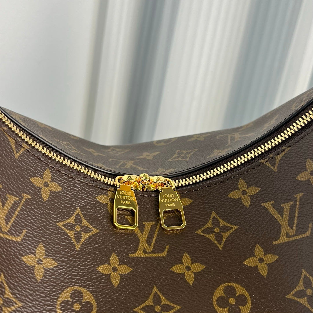 Louis Vuitton Slouchy MM bag in Monogram canvas
