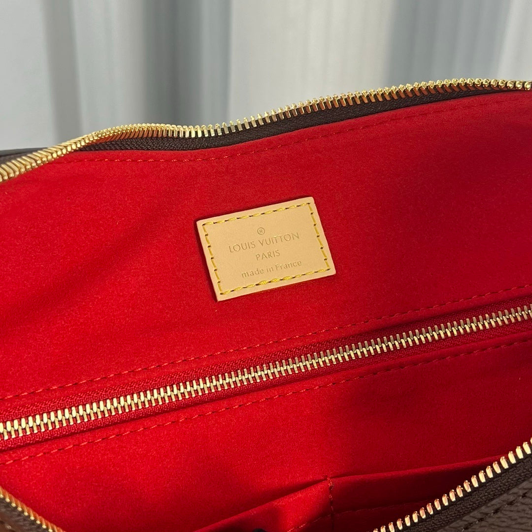 Louis Vuitton Slouchy MM bag in Monogram canvas