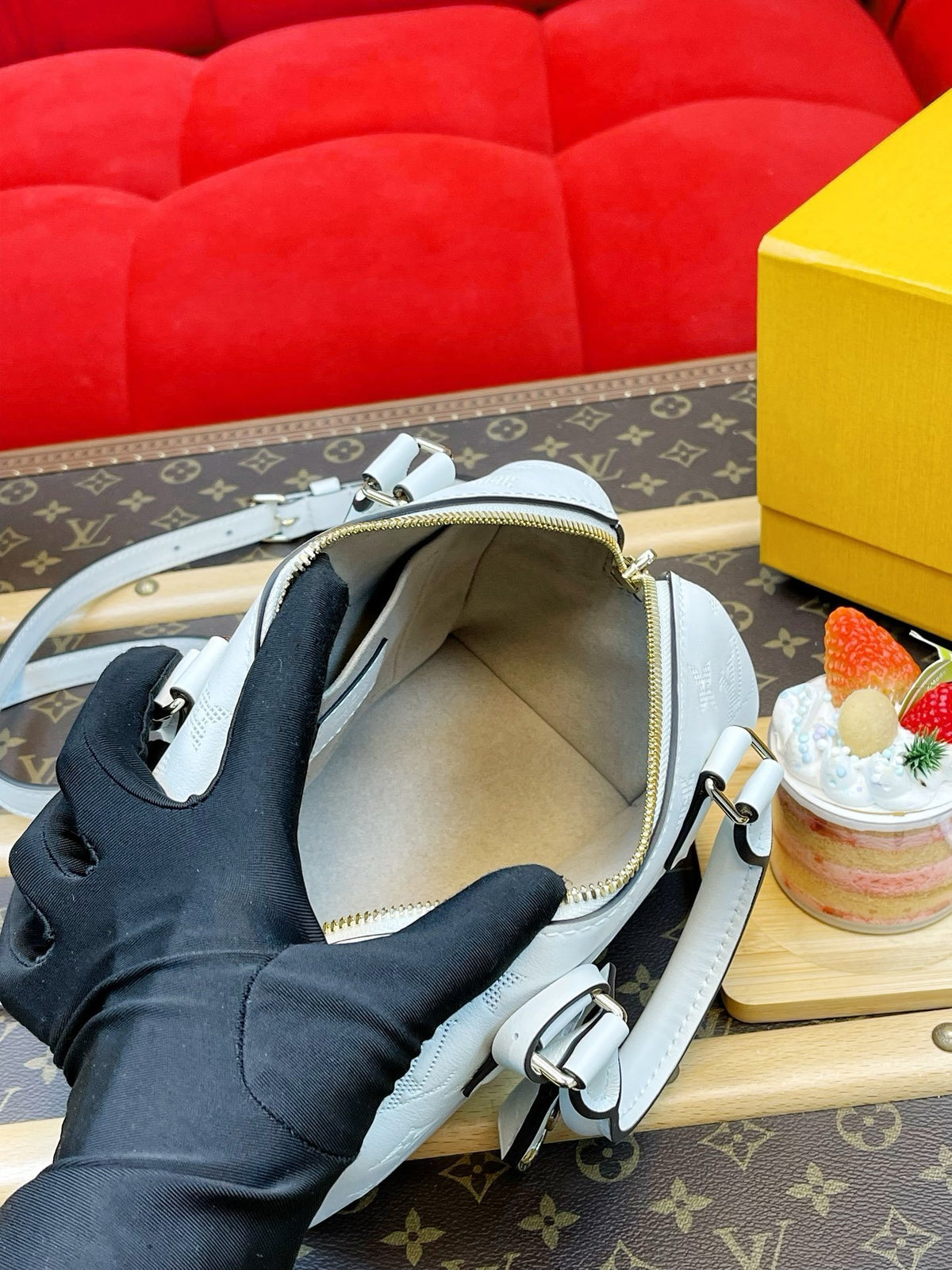 Louis Vuitton Speedy Bandoulière 20 handbag