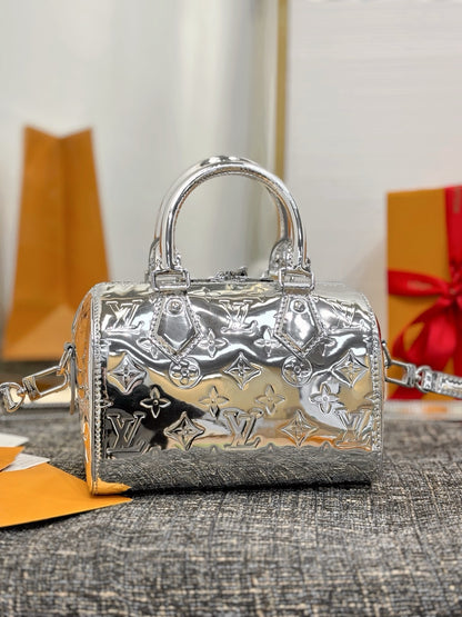 Louis Vuitton Speedy Bandoulière 20 bag