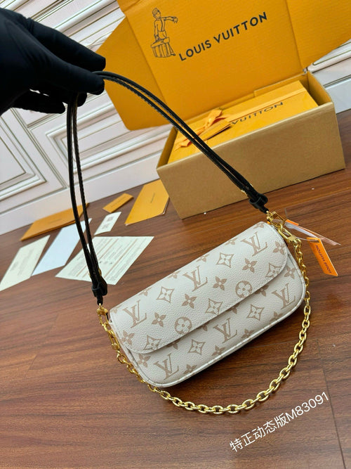 Louis Vuitton Wallet On Chain Ivy M83091