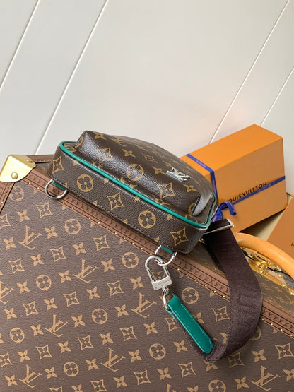 LV AVENUE SLINGBAG 31 IN BROWN MIX GREEN DAMIER GRAPHITE CANVAS