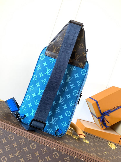 LV AVENUE SLINGBAG 31 IN BLUE AND BROWN TAIGA LEATHER