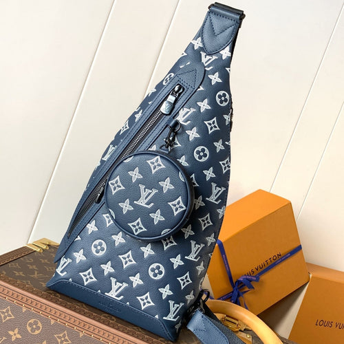 LV DUO CROSSBAG BAG 42 IN BLUE AND WHITE MONOGRAM SHADOW COWHIDE
