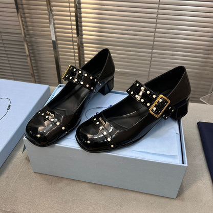MARY JANE PUMPS IN BLACK GLOSSY CALFSKIN