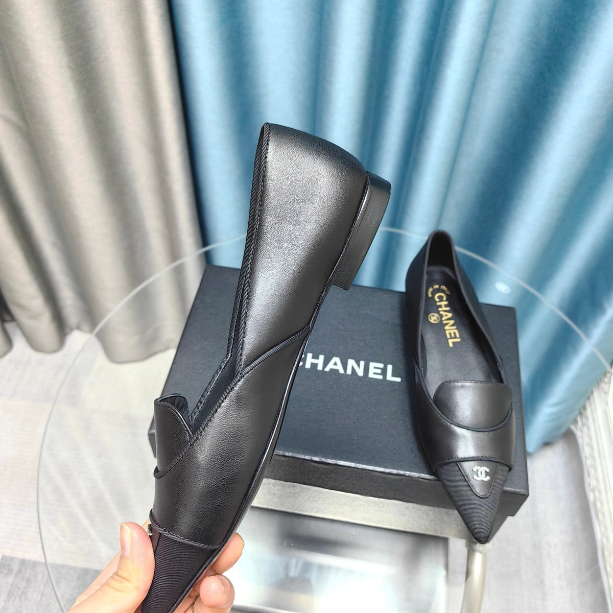 BALLET FLAT BLACK SHEEPSKIN POINTED TOE