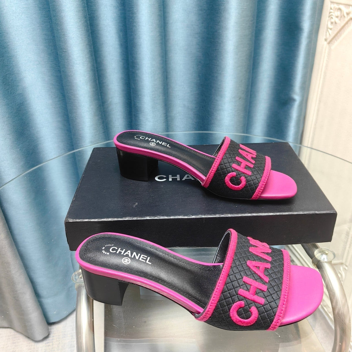 MULE SANDAL 45 BLACK PINK FABRIC EMBROIDERY